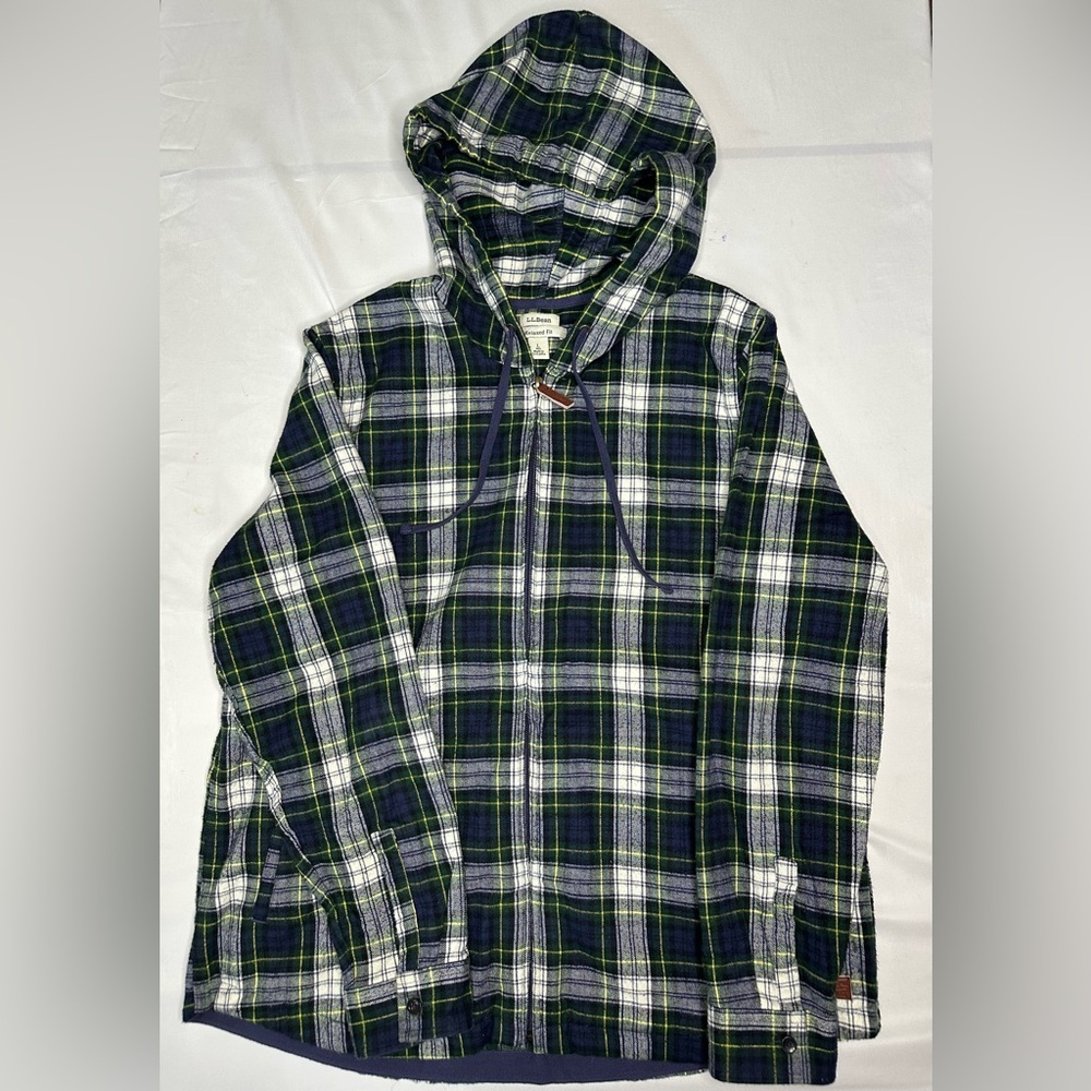 LL BeanWoman’s Scotch Plaid Flannel Shirt, Relaxed Zip HoodieS002